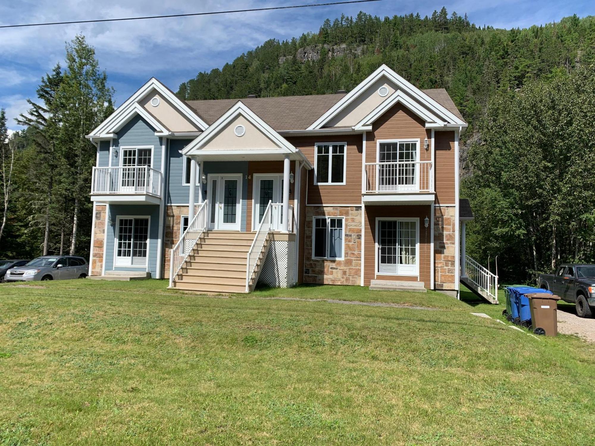 Condo Mont-Edouard LʼAnse-Saint-Jean Exterior foto
